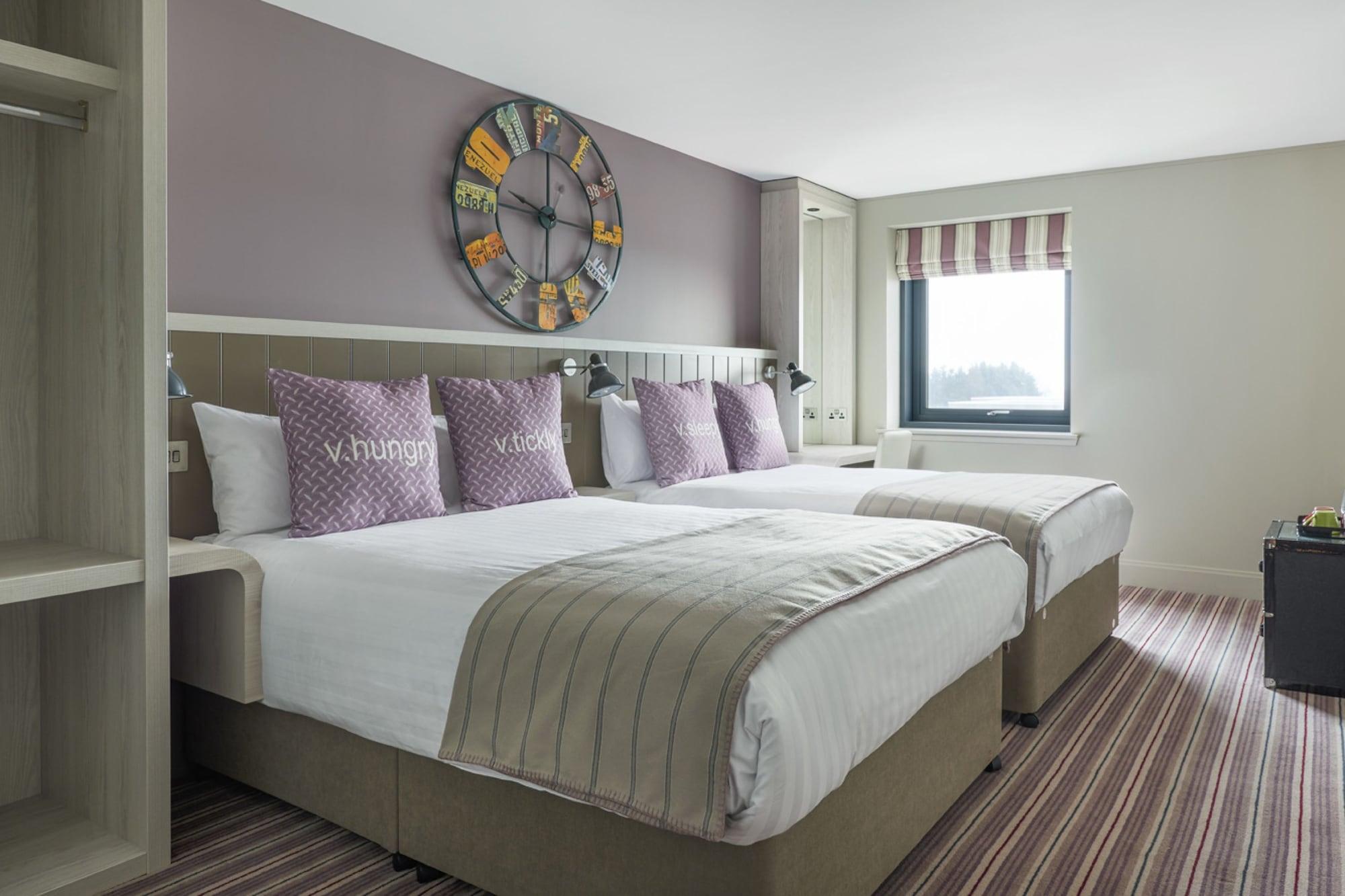 Village Hotel Единбург Екстер'єр фото