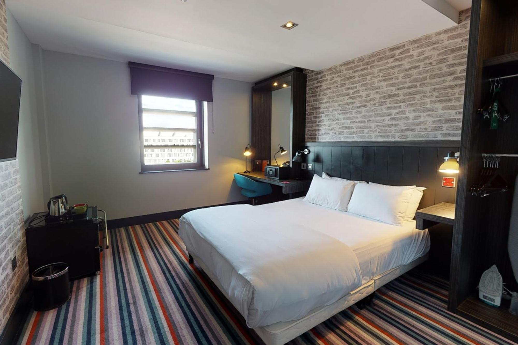 Village Hotel Единбург Екстер'єр фото